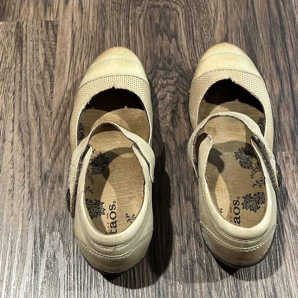 Taos Shoes Womens Bravo Casual Slip On Mary Jane Cream Leather Low Top Size 6